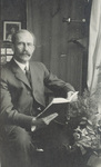 Reuchlin Wright in his home